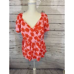 Jun & Ivy Floral Crisscross Top Size 2X